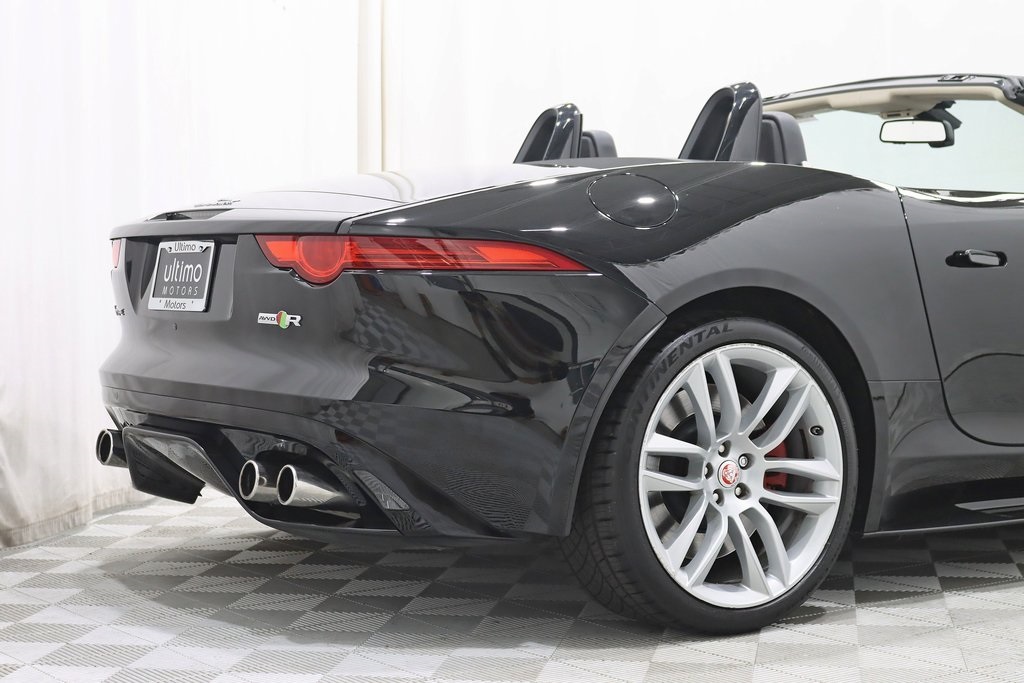 2016 Jaguar F-TYPE R photo 10