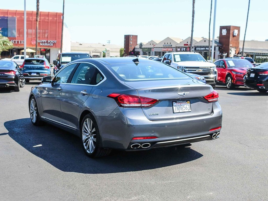 2015 Hyundai Genesis 5.0 photo 8