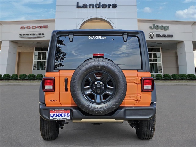 2025 Jeep Wrangler Sport photo 4
