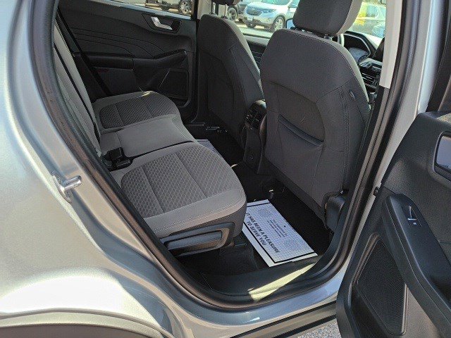 2021 Ford Escape SE Hybrid photo 16