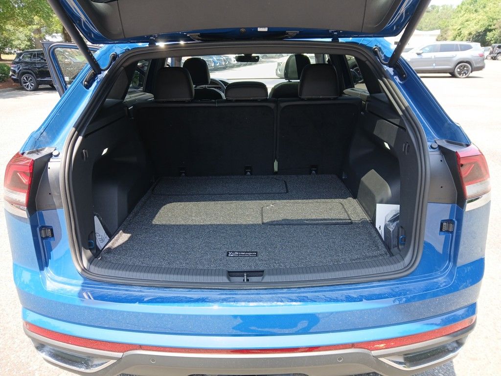 2025 Volkswagen Atlas Cross Sport SE Technology photo 23