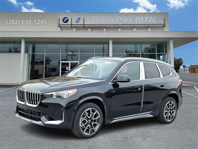 2026 BMW X1 28i's photo