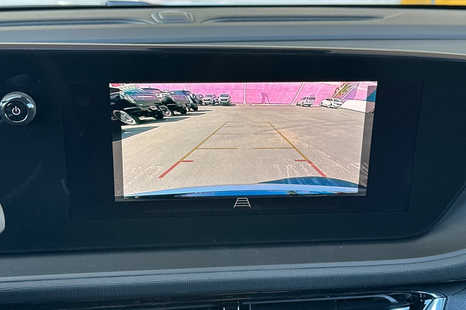 2025 Buick Envista ST photo 18