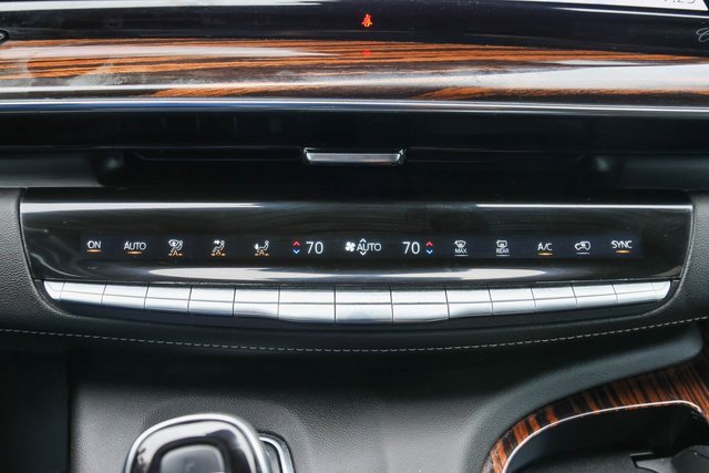 2023 Cadillac Escalade ESV Luxury photo 32