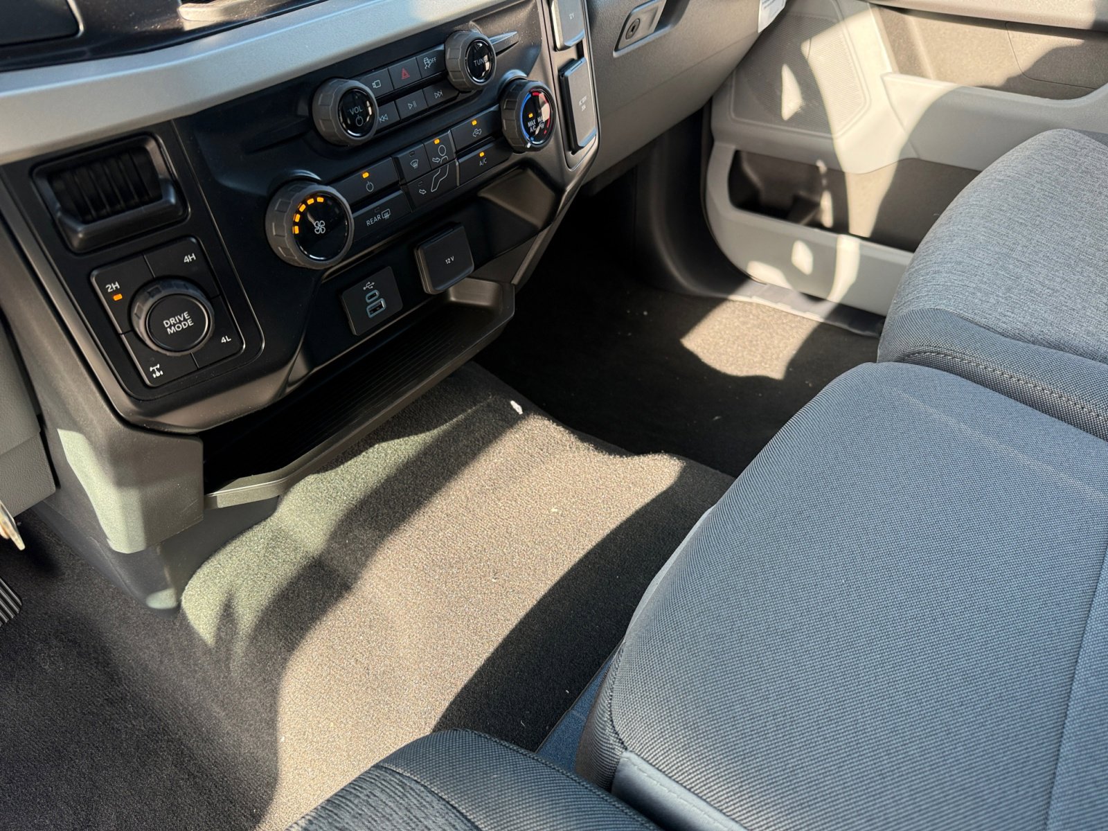 2025 Ford F-250 XL photo 13