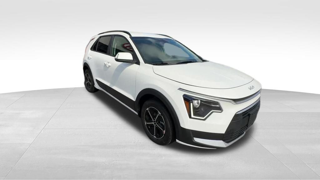 2025 Kia Niro EX photo 7