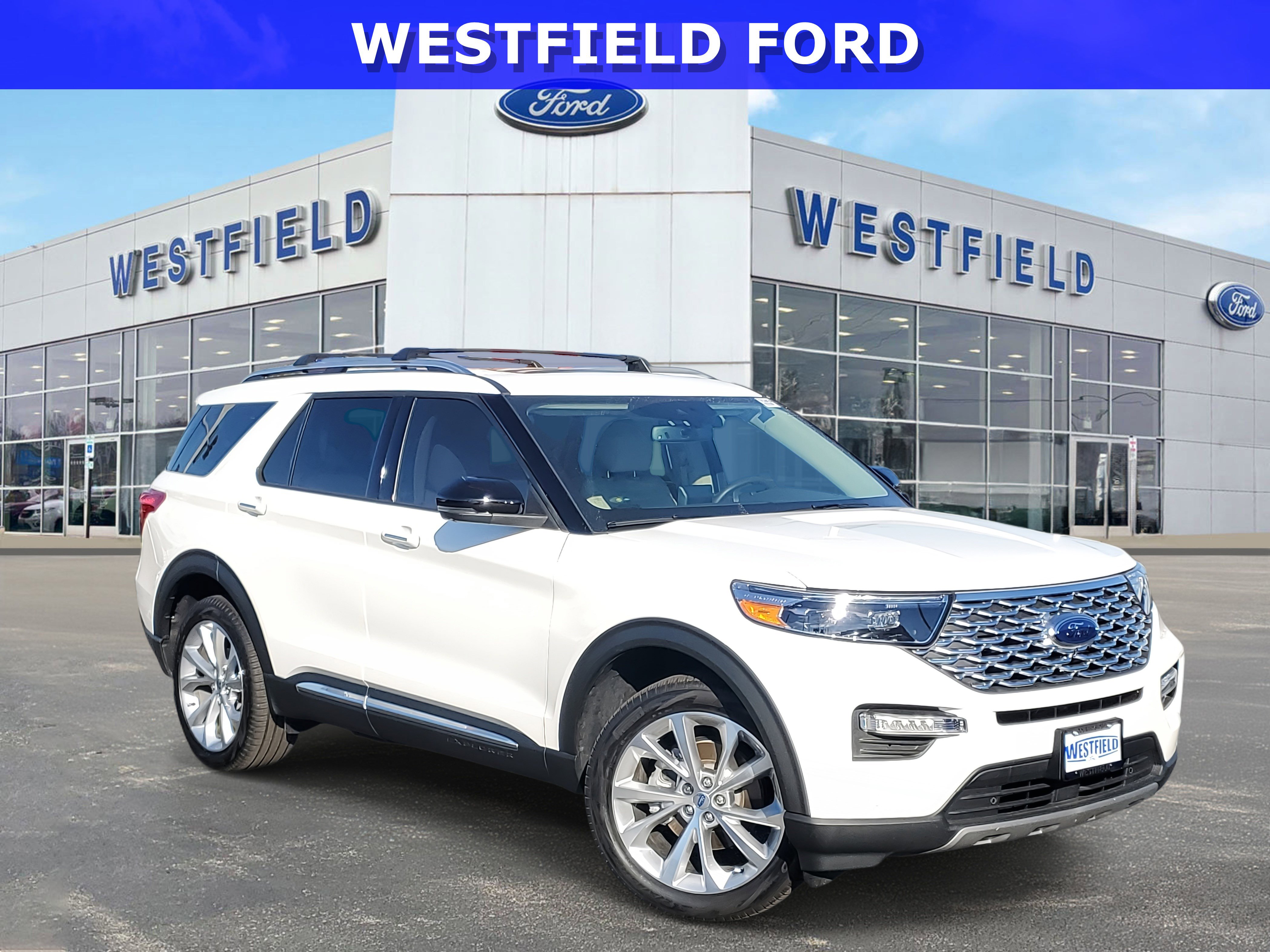 2022 Ford Explorer Platinum photo 2