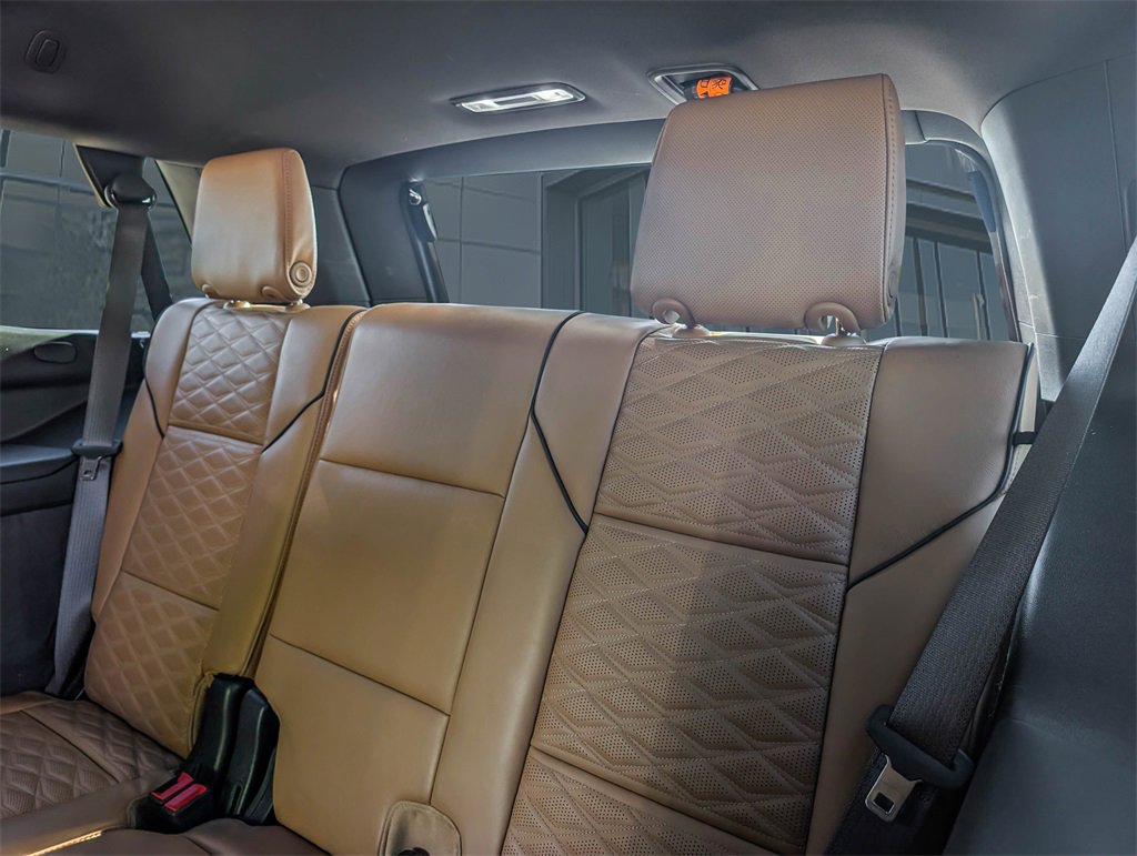 2024 Cadillac Escalade Sport photo 16