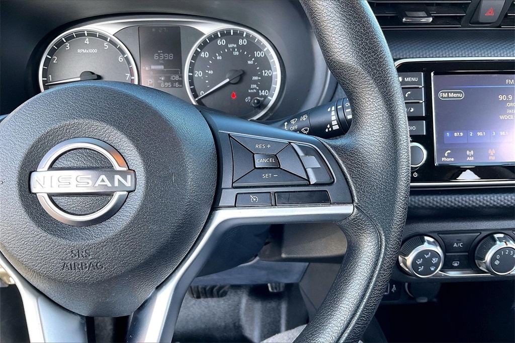 2022 NISSAN KICKS - Image 16