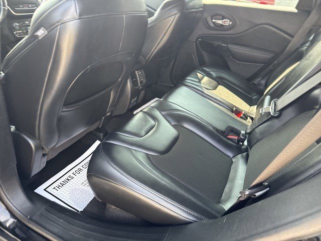2021 Jeep Cherokee Altitude photo 12