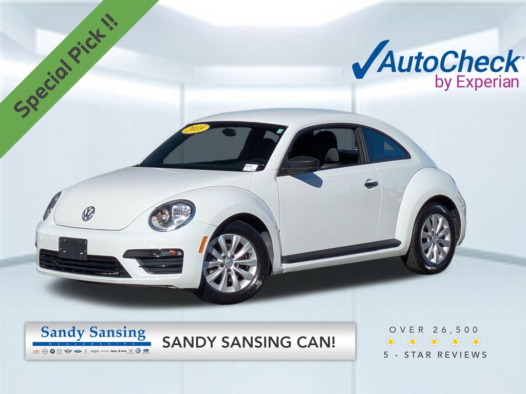 2018 Volkswagen Beetle S's photo