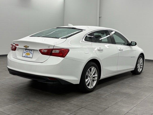 Used 2018 Chevrolet Malibu 1LT with VIN 1G1ZD5ST1JF266702 for sale in Murray, KY