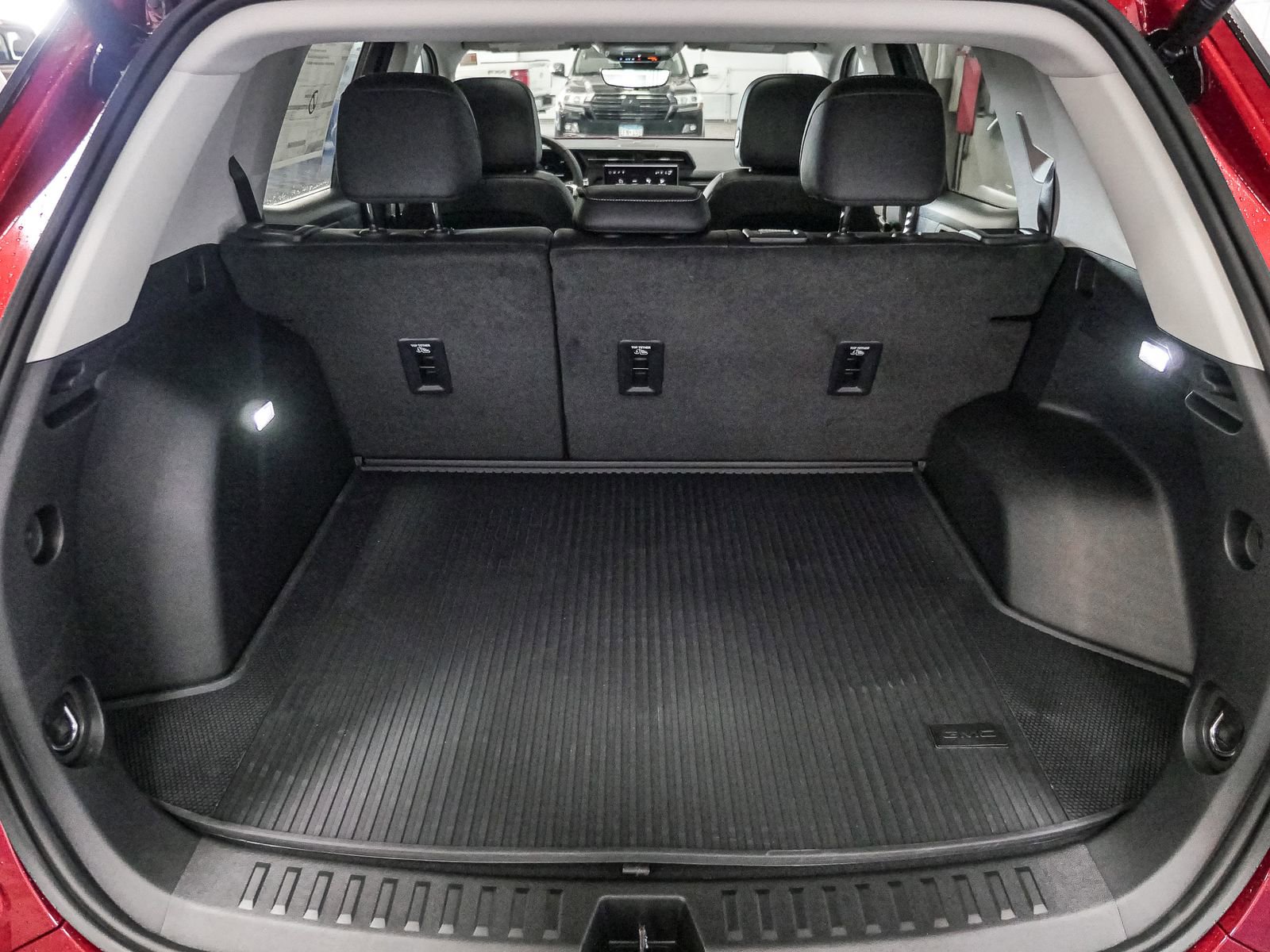 2026 Gmc Terrain Denali photo 10