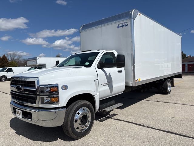 2024 Chevrolet Silverado 4500 Medium Duty Chassis Cab Work Truck's photo