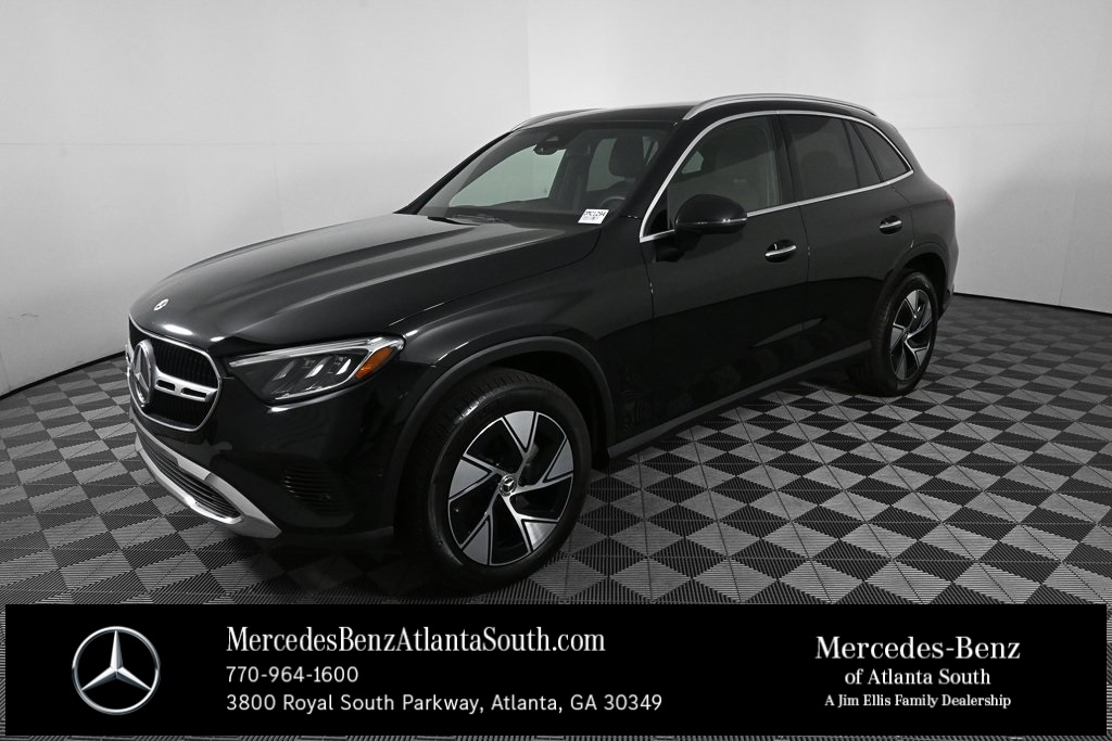 2024 Mercedes-Benz GLC GLC 300's photo