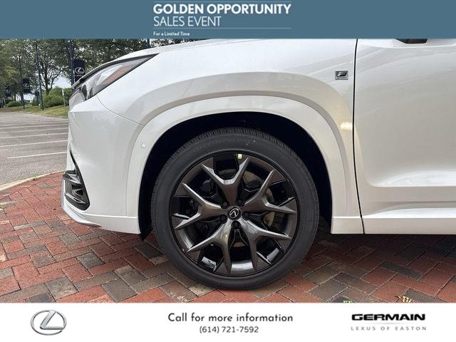 2025 Lexus TX 500h F SPORT Performance Premium photo 9