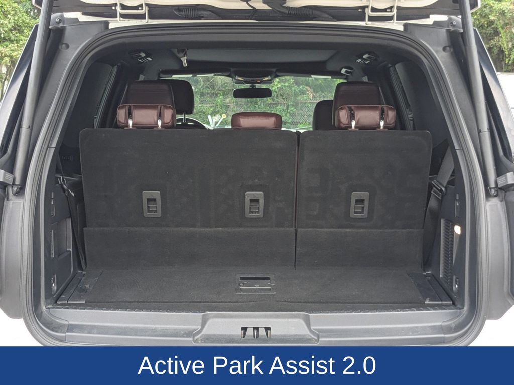 2022 Ford Expedition Limited photo 11