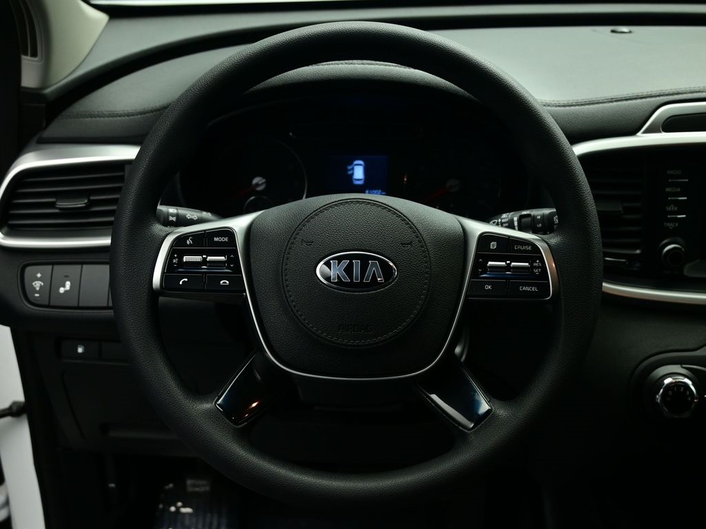 2019 Kia Sorento LX photo 3