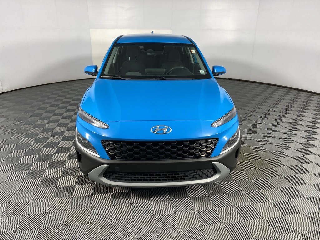 2022 Hyundai Kona SE photo 2