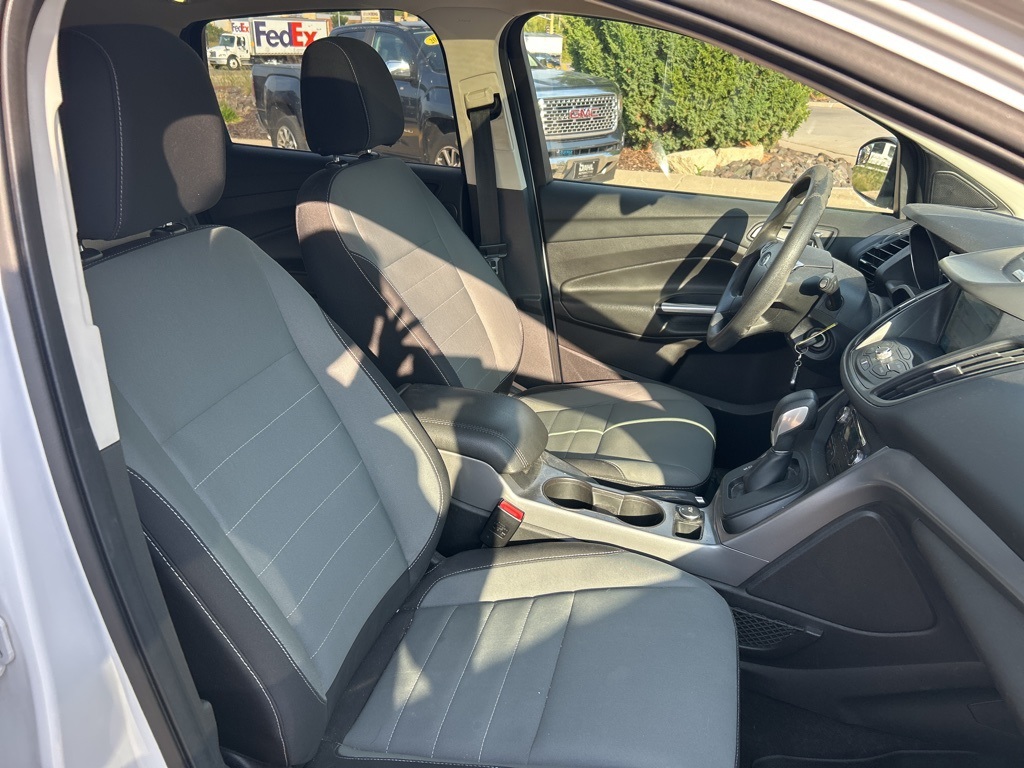 2016 Ford Escape SE photo 30