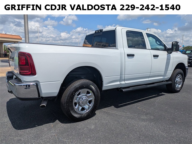 2025 Ram 2500 Tradesman photo 3