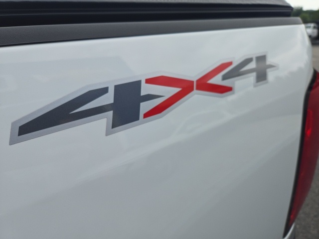 2022 Chevrolet Colorado LT photo 4