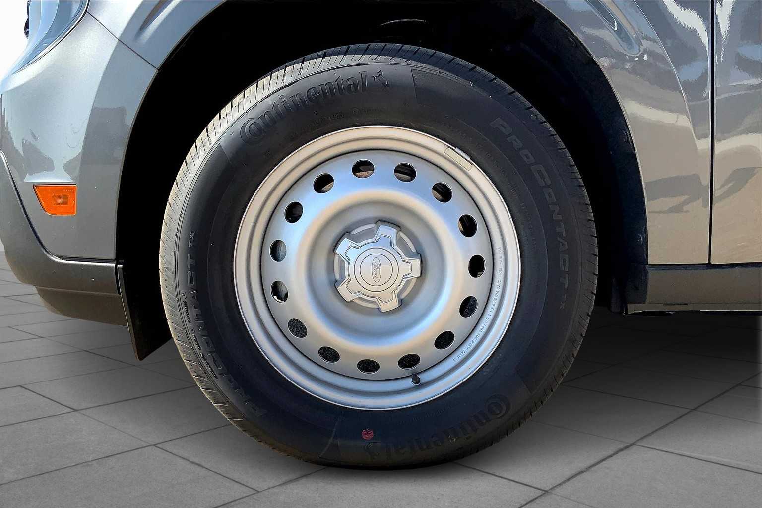 2025 Ford Maverick XL photo 10