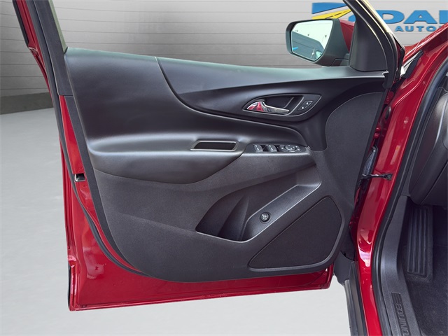 2019 Chevrolet Equinox LT photo 9