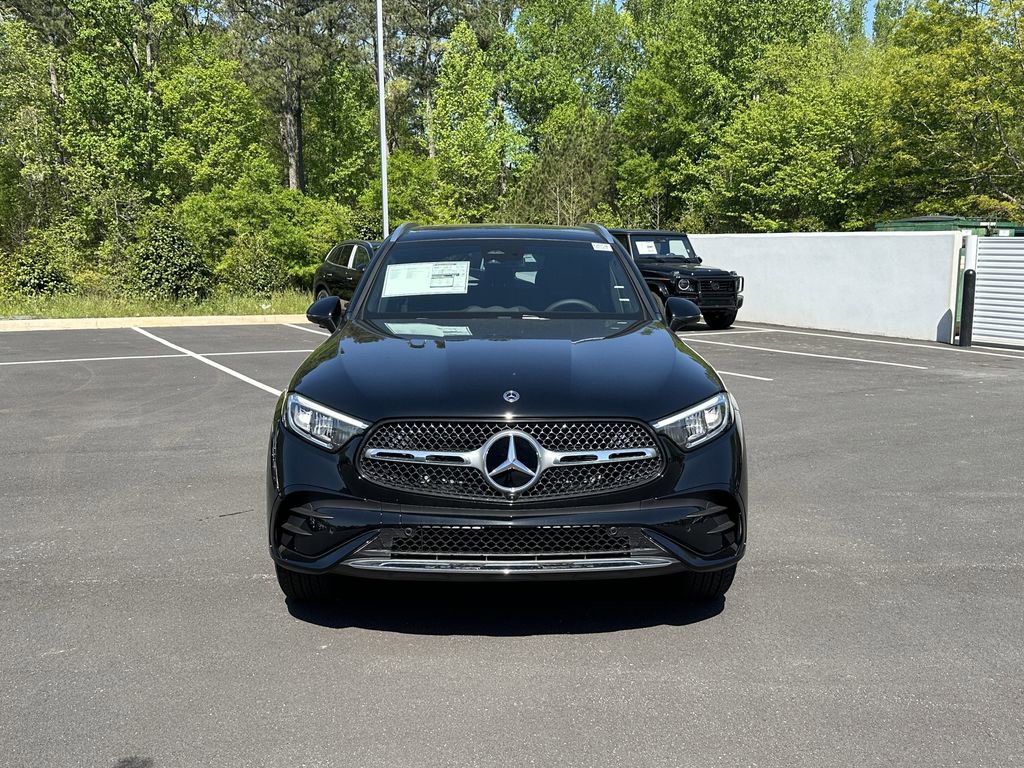 2025 Mercedes Benz GLC 350e 4MATIC photo 3