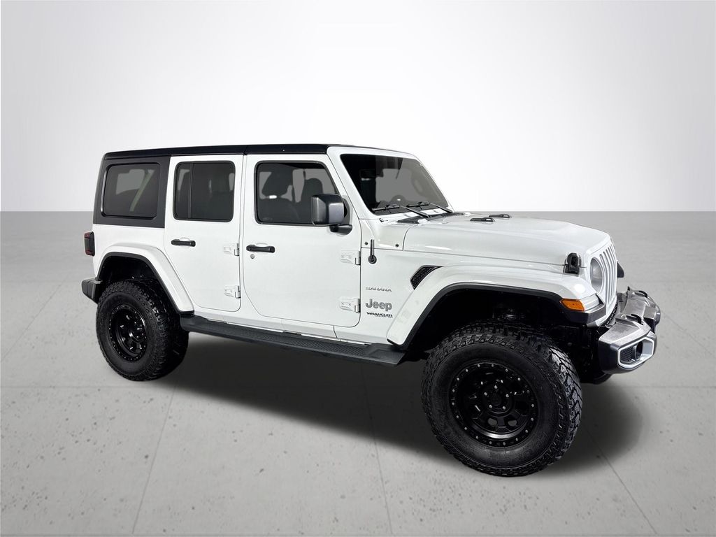 2018 Jeep Wrangler Unlimited Sahara photo 4