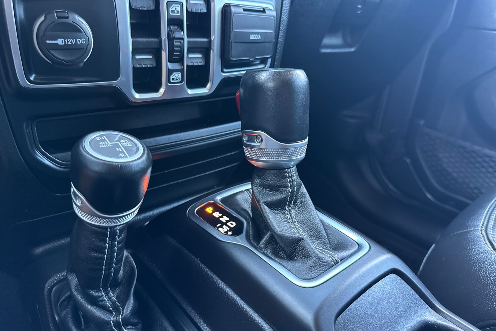 2021 Jeep Wrangler Unlimited Sahara 4xe photo 24