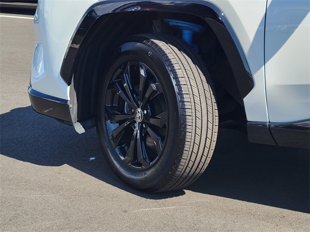2022 Toyota RAV4 Hybrid XSE photo 33
