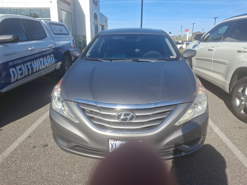 Used 2011 Hyundai Sonata GLS with VIN 5NPEB4AC8BH165400 for sale in Kansas City