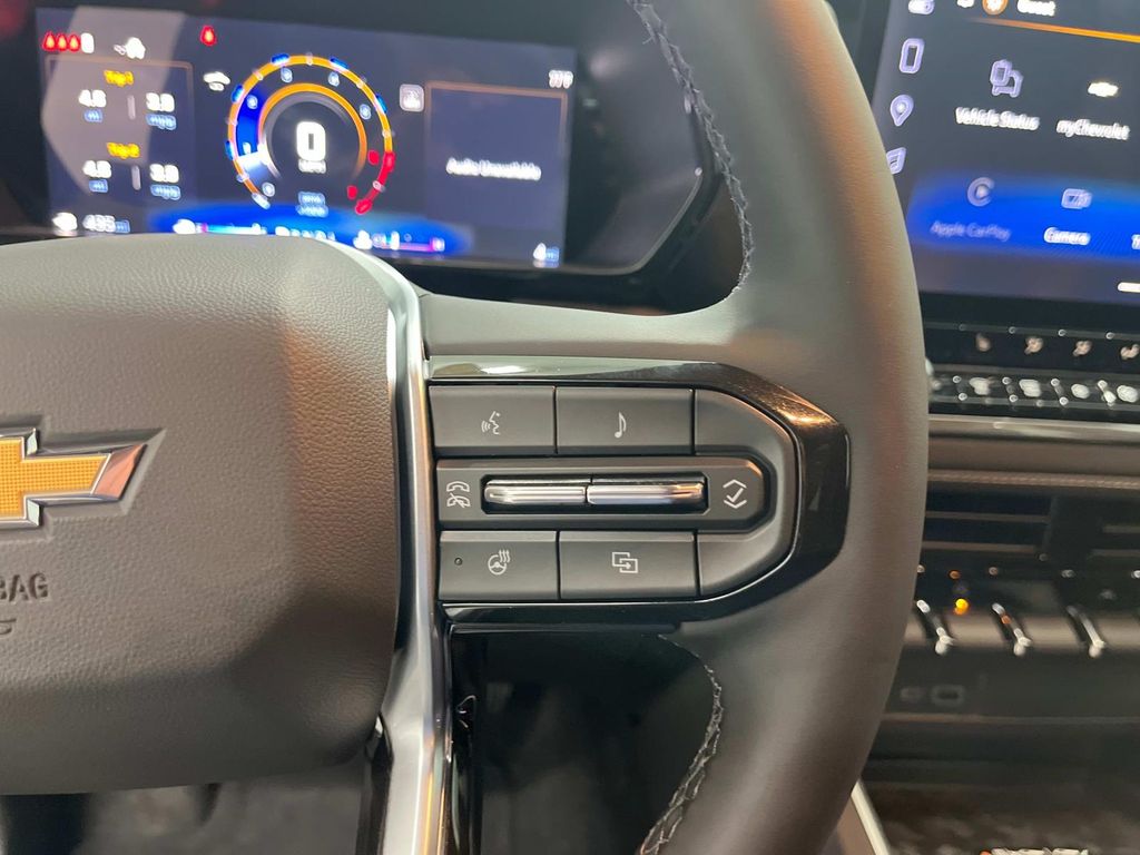 2026 Chevrolet Colorado LT photo 18