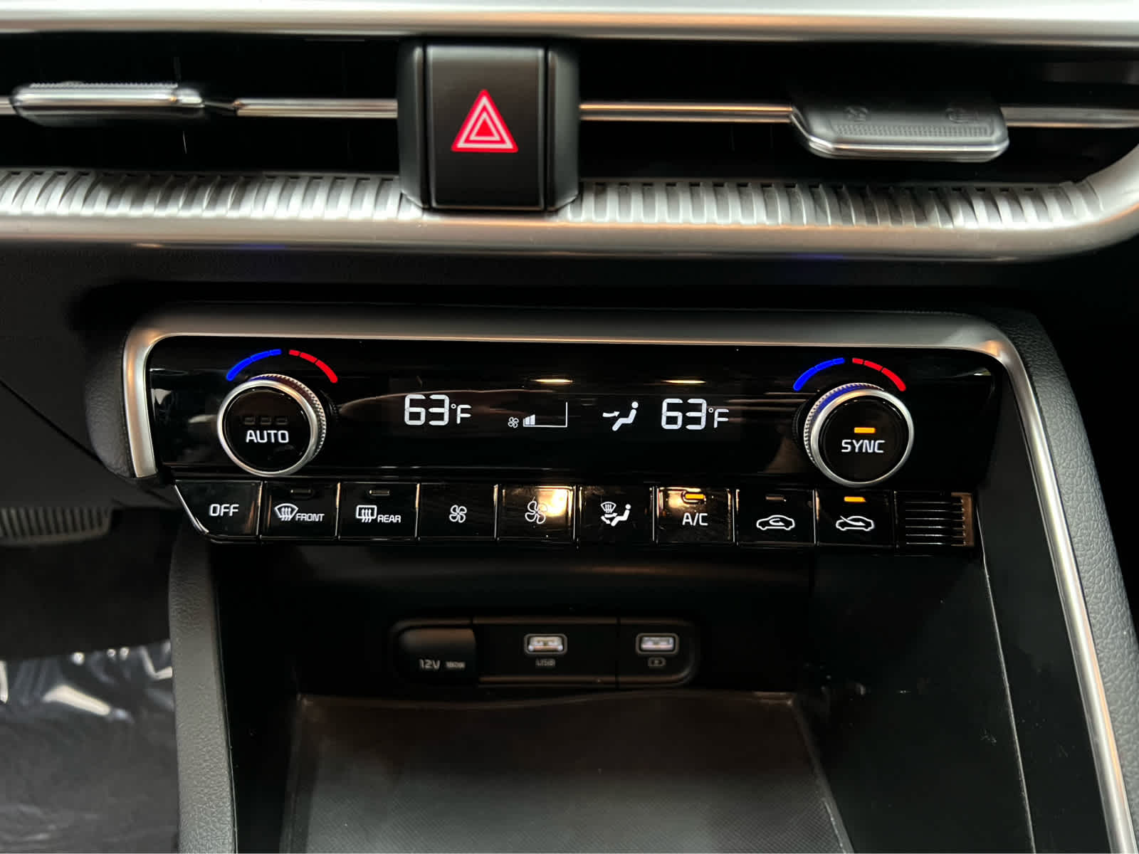 2024 Kia K5 GT-Line photo 7