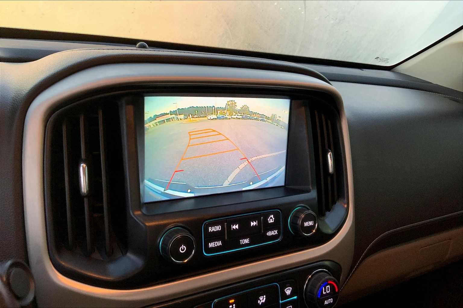 2017 Gmc Canyon SLT photo 25