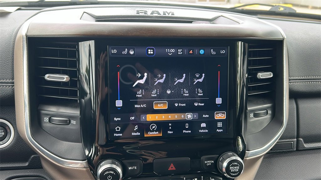 2022 Ram 2500 Laramie photo 32