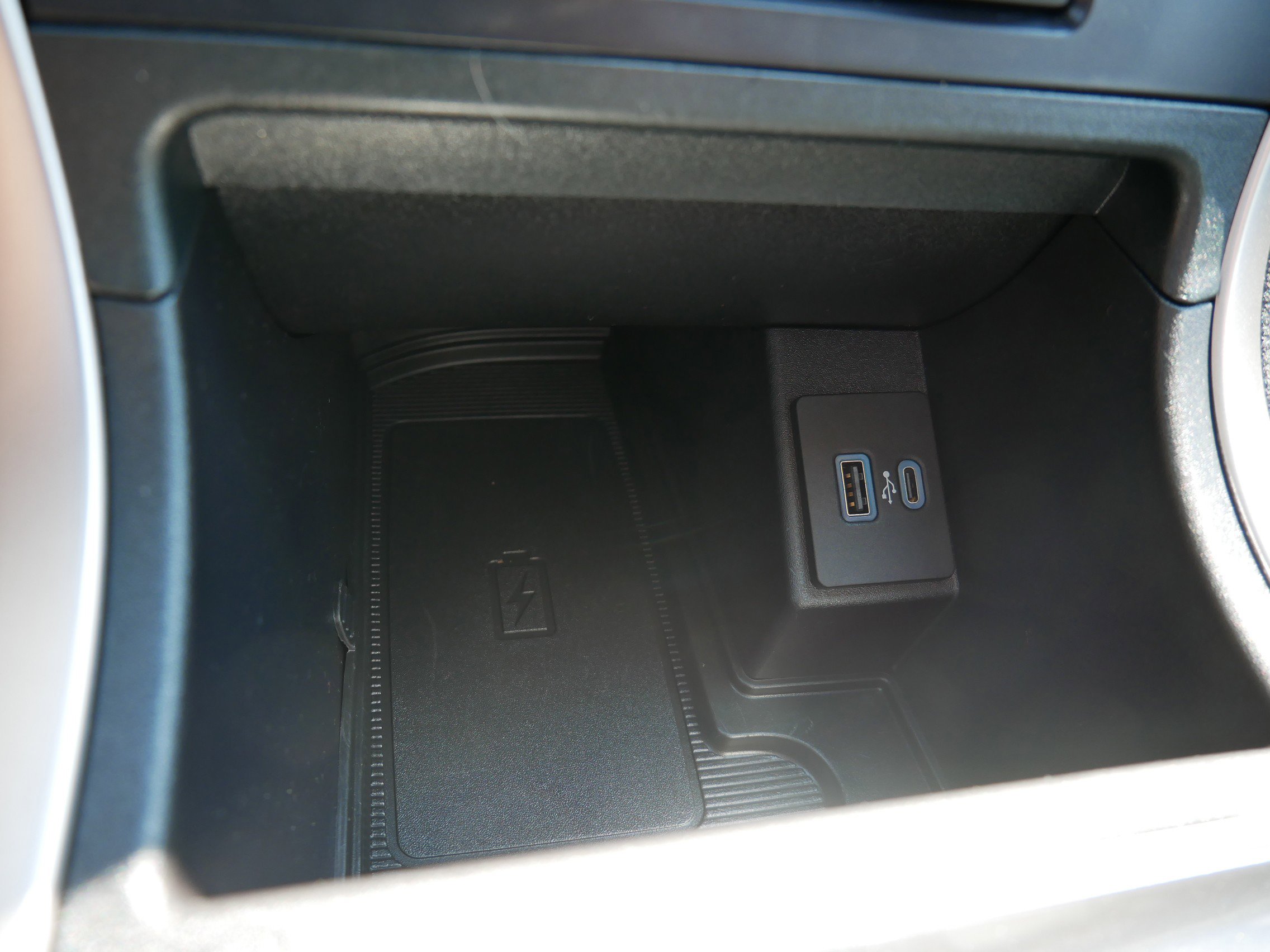 2023 Ford Edge SEL photo 23