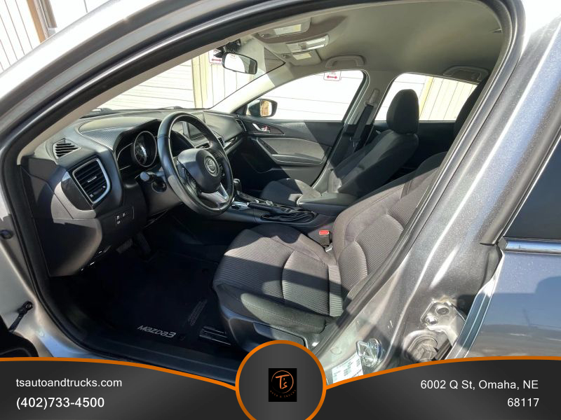 2015 Mazda Mazda3 Touring Sedan photo 11