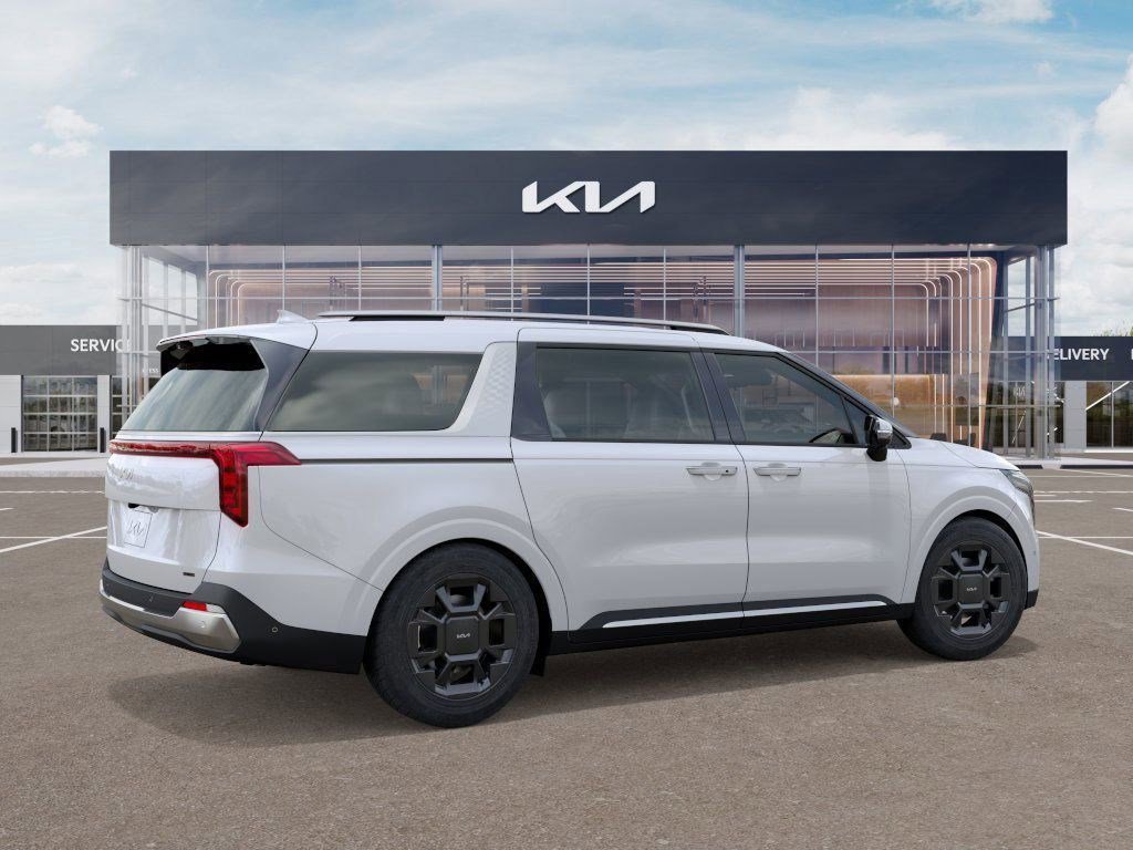 2026 Kia Carnival SX photo 5