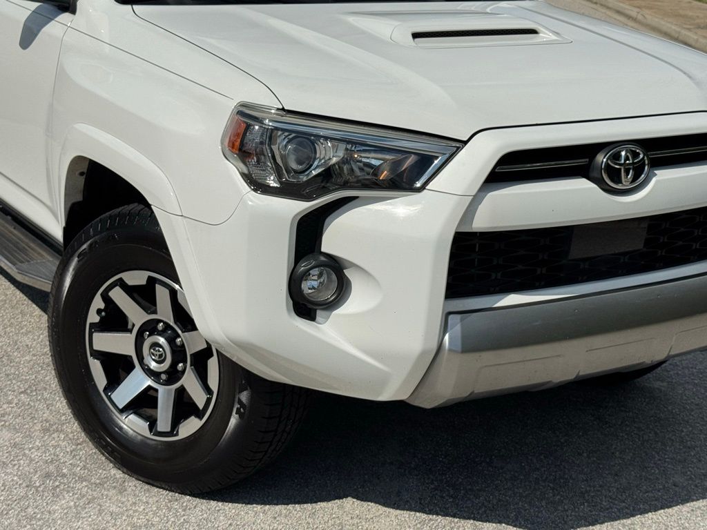 2020 Toyota 4Runner TRD Off-Road Premium photo 3