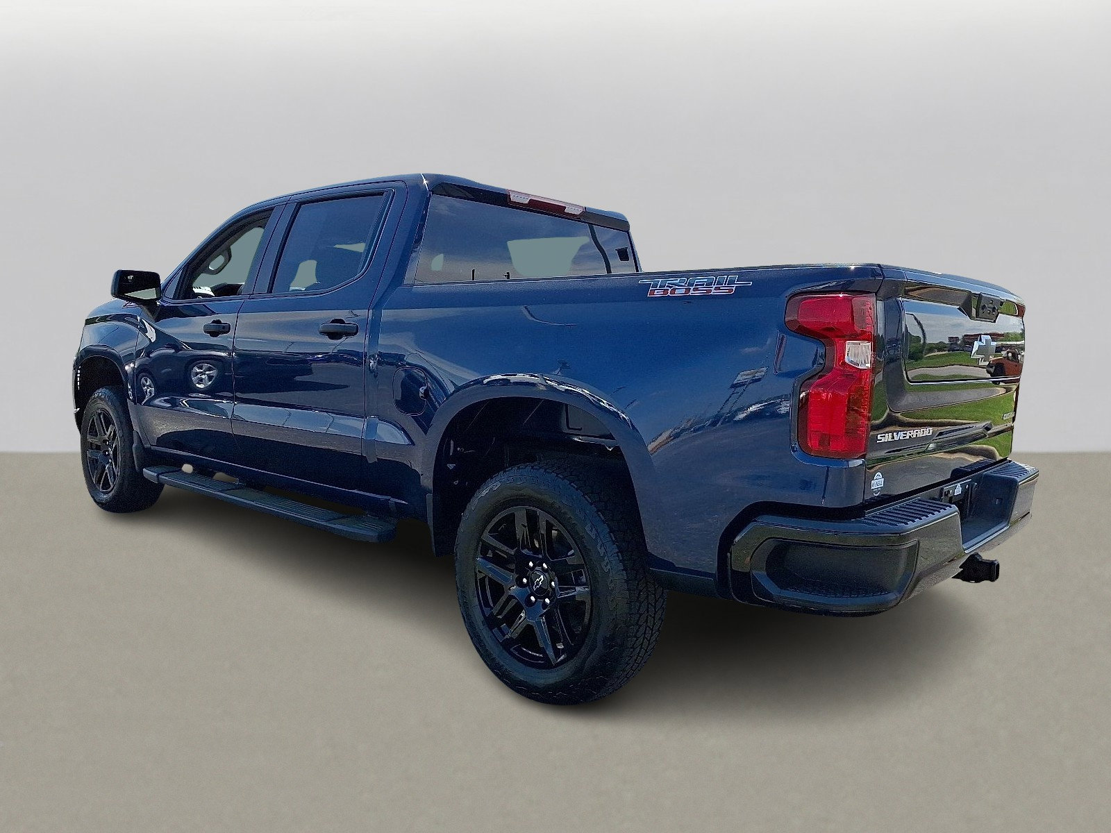 2023 Chevrolet Silverado 1500 Custom Trail Boss photo 8
