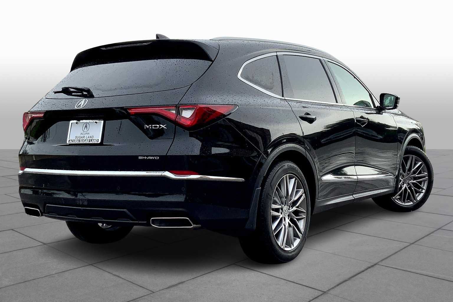 2024 Acura MDX SH-AWD Advance photo 11