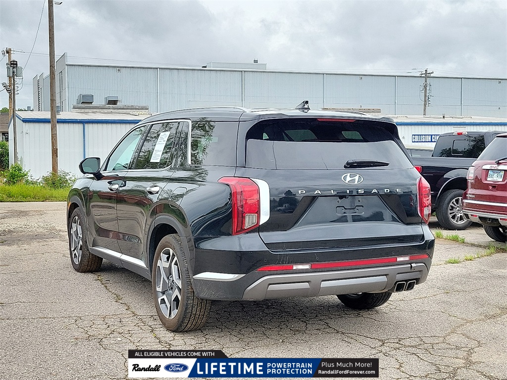 2024 Hyundai Palisade Limited photo 4
