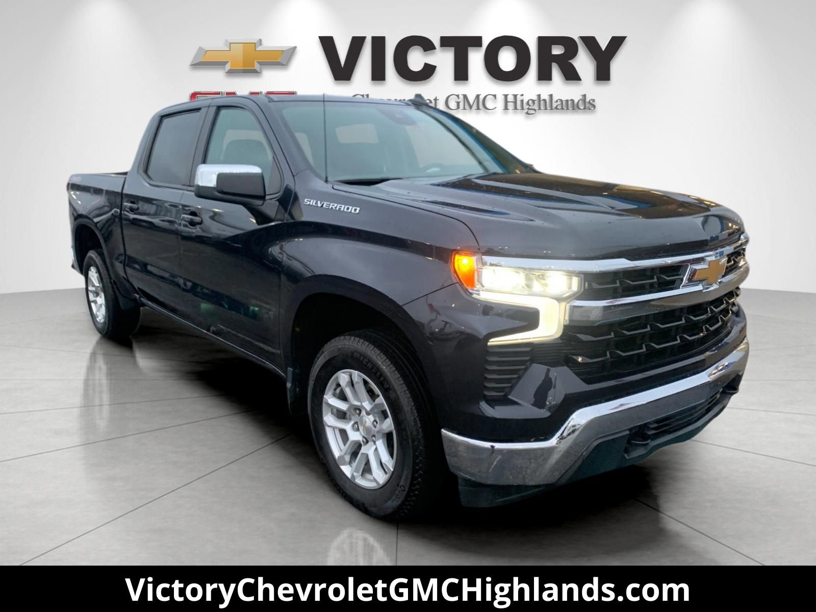 2024 Chevrolet Silverado 1500 LT's photo