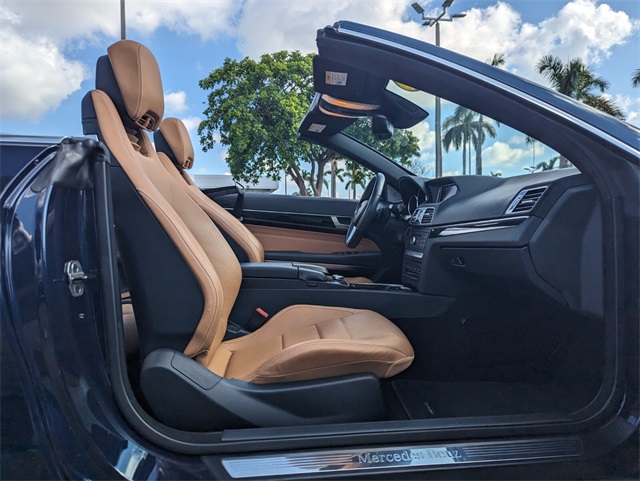 2016 Mercedes Benz E 400 photo 17