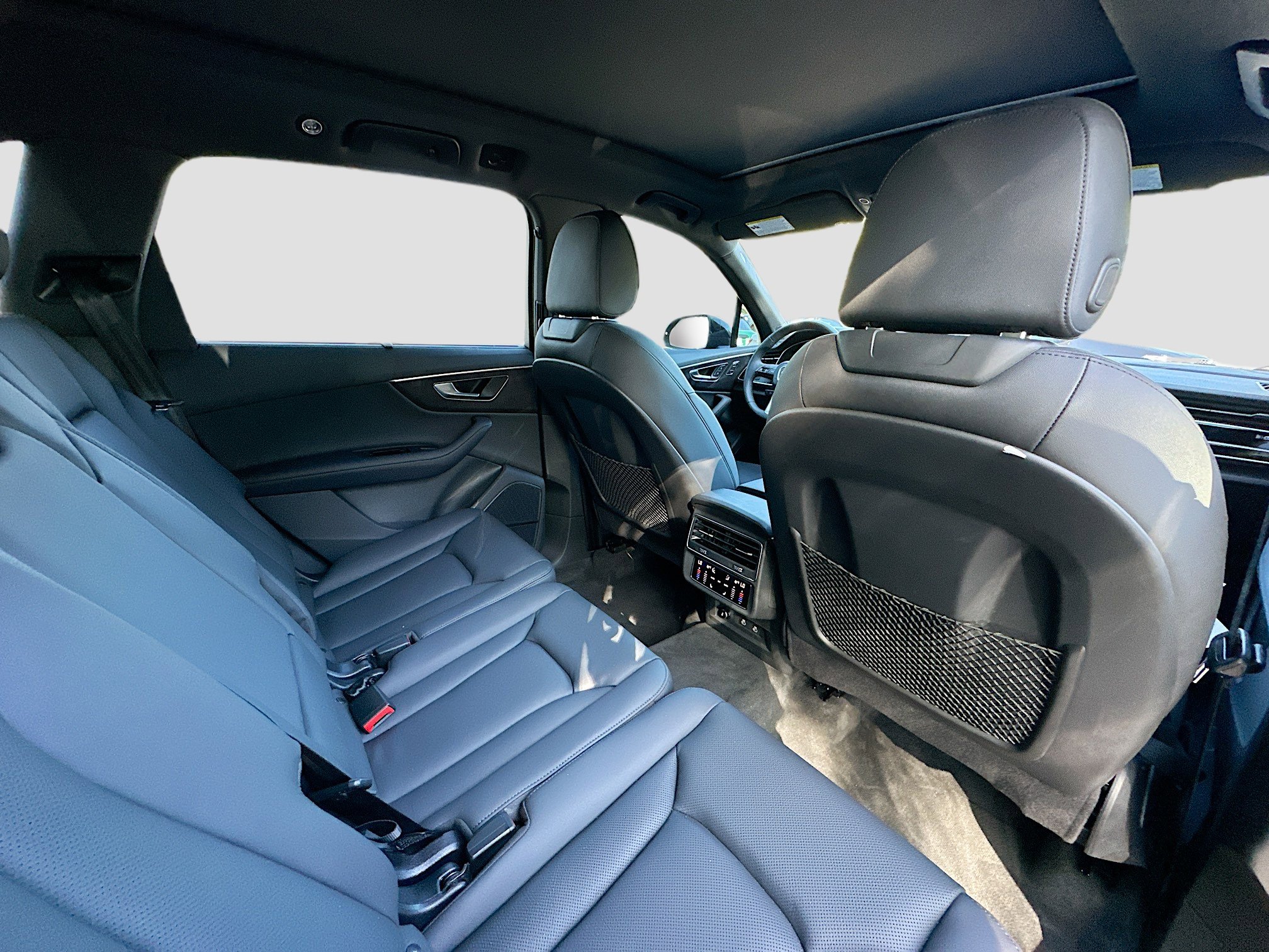 2024 Audi Q7 Premium Plus photo 30