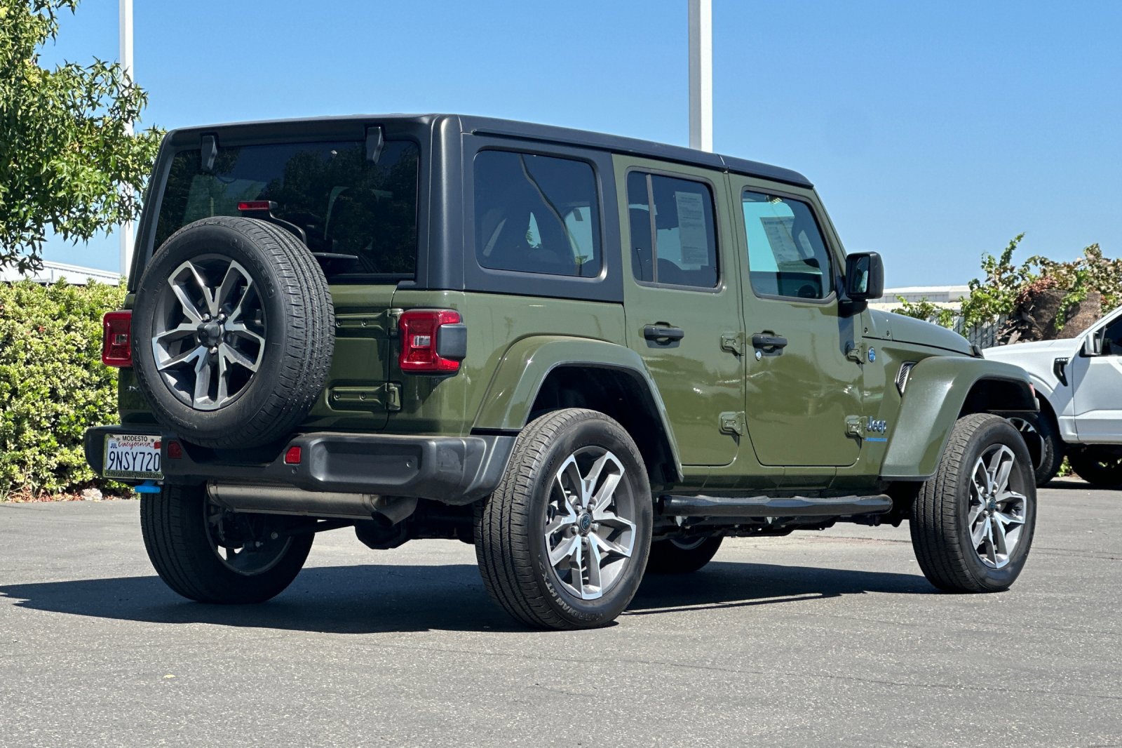 2024 Jeep Wrangler 4xe Sport S photo 4