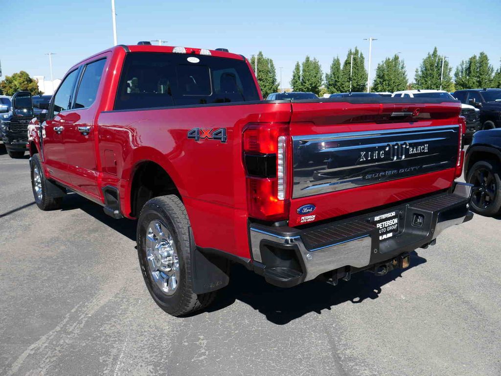 2024 Ford F-350 photo 18