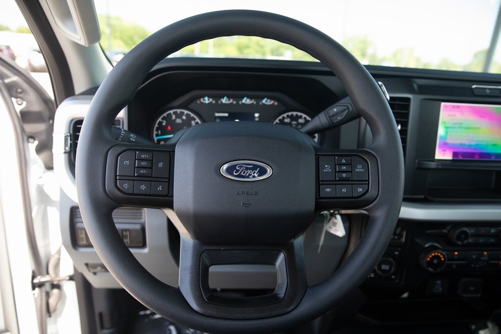 2025 Ford F-350 XL photo 30